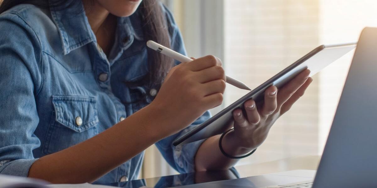 Learning Management Systems Shaping Scalable Digital Education and Training